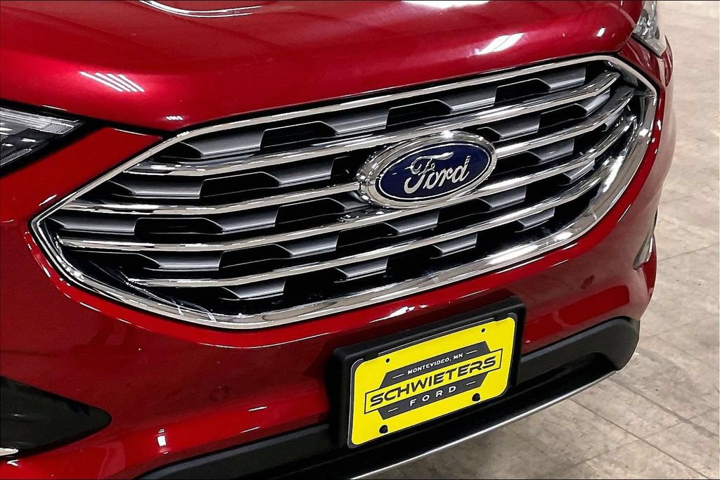 Certified 2024 Ford Edge Titanium AWD/4WD image 28