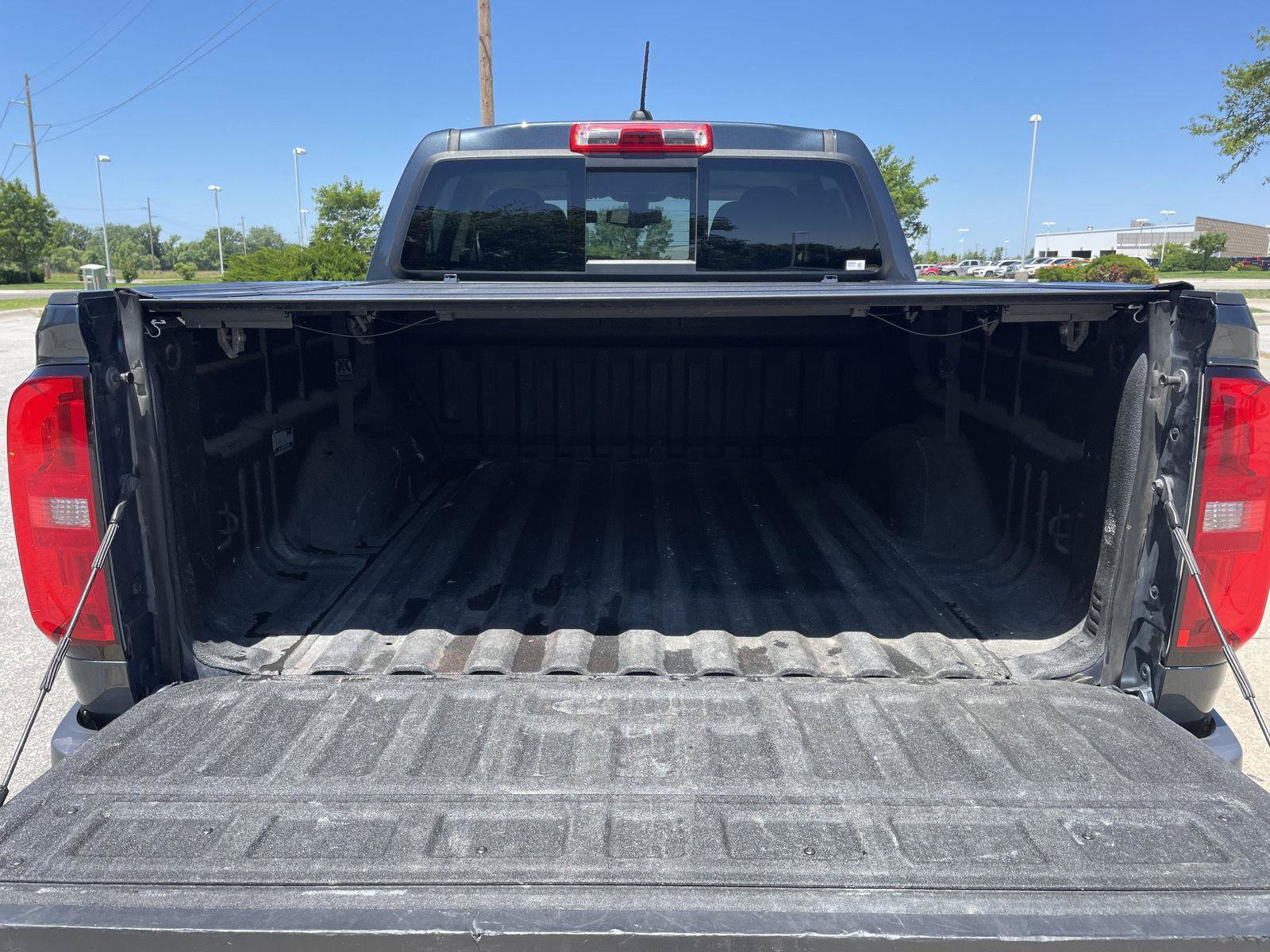 Used 2019 Chevrolet Colorado Z71 AWD/4WD image 35