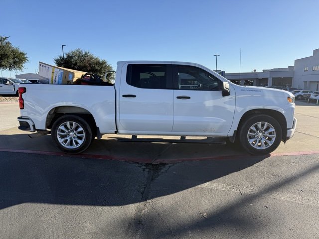 Used 2020 Chevrolet Silverado 1500 Custom w/ Custom Value Package image 2