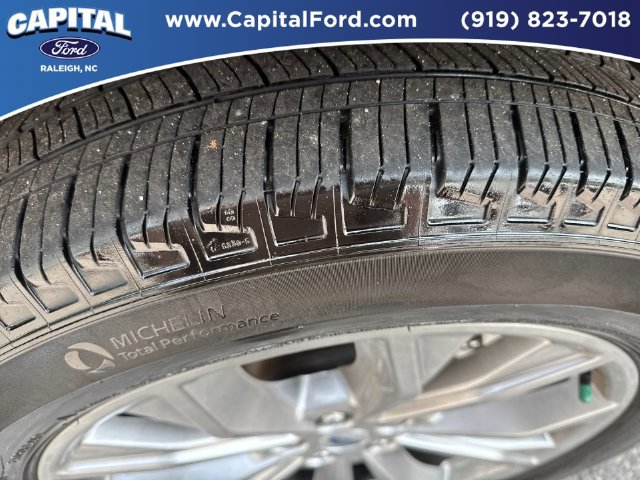 Certified 2023 Ford Explorer XLT w/ Equipment Group 202A AWD/4WD image 14