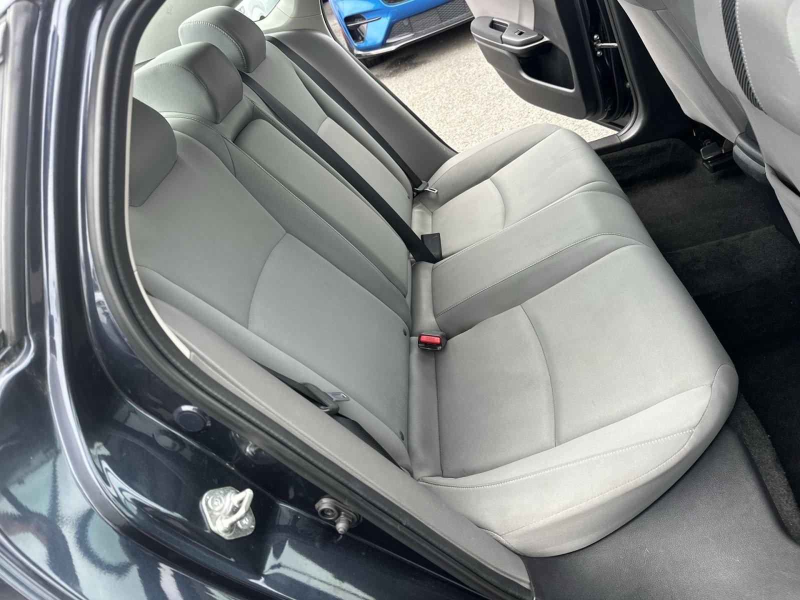 Used 2018 Honda Civic EX image 32