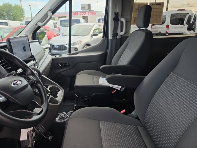 Certified 2025 Ford Transit 350 XLT image 17