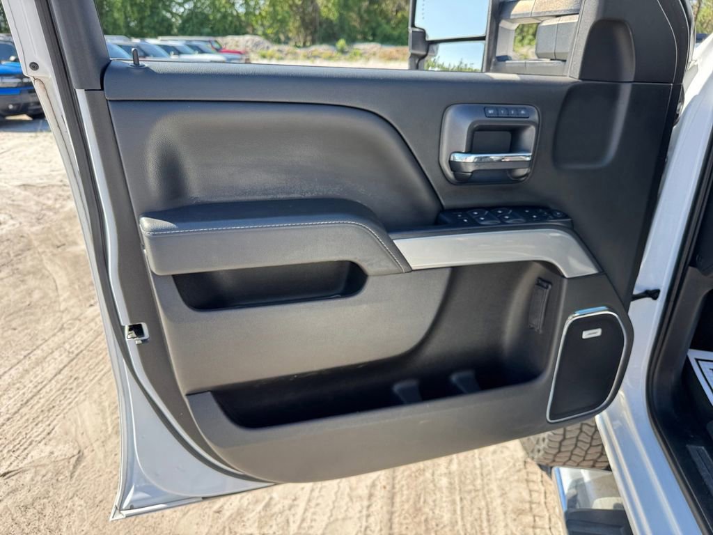 Used 2018 Chevrolet Silverado 2500 LTZ w/ Duramax Plus Package image 31