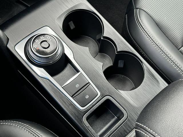 Certified 2025 Ford Escape Platinum AWD/4WD image 21