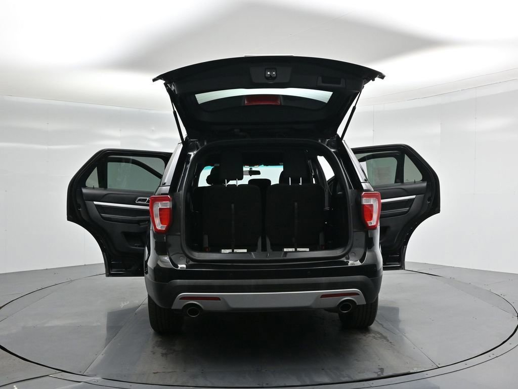 Certified 2017 Ford Explorer XLT image 53