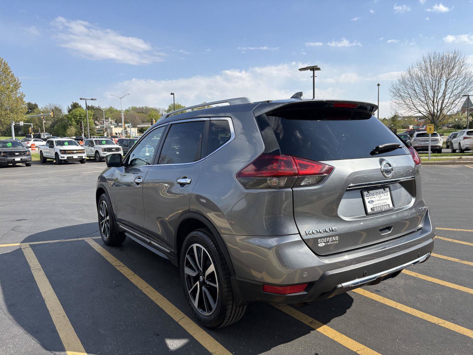 Used 2020 Nissan Rogue SL w/ Premium Package AWD/4WD image 4