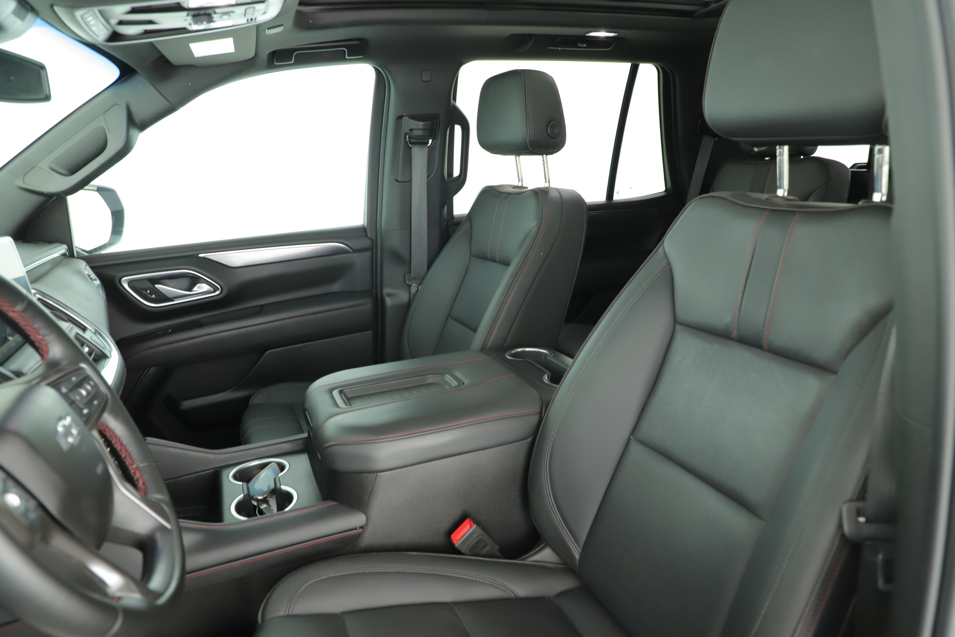 Used 2024 Chevrolet Tahoe RST w/ Luxury Package AWD/4WD image 11