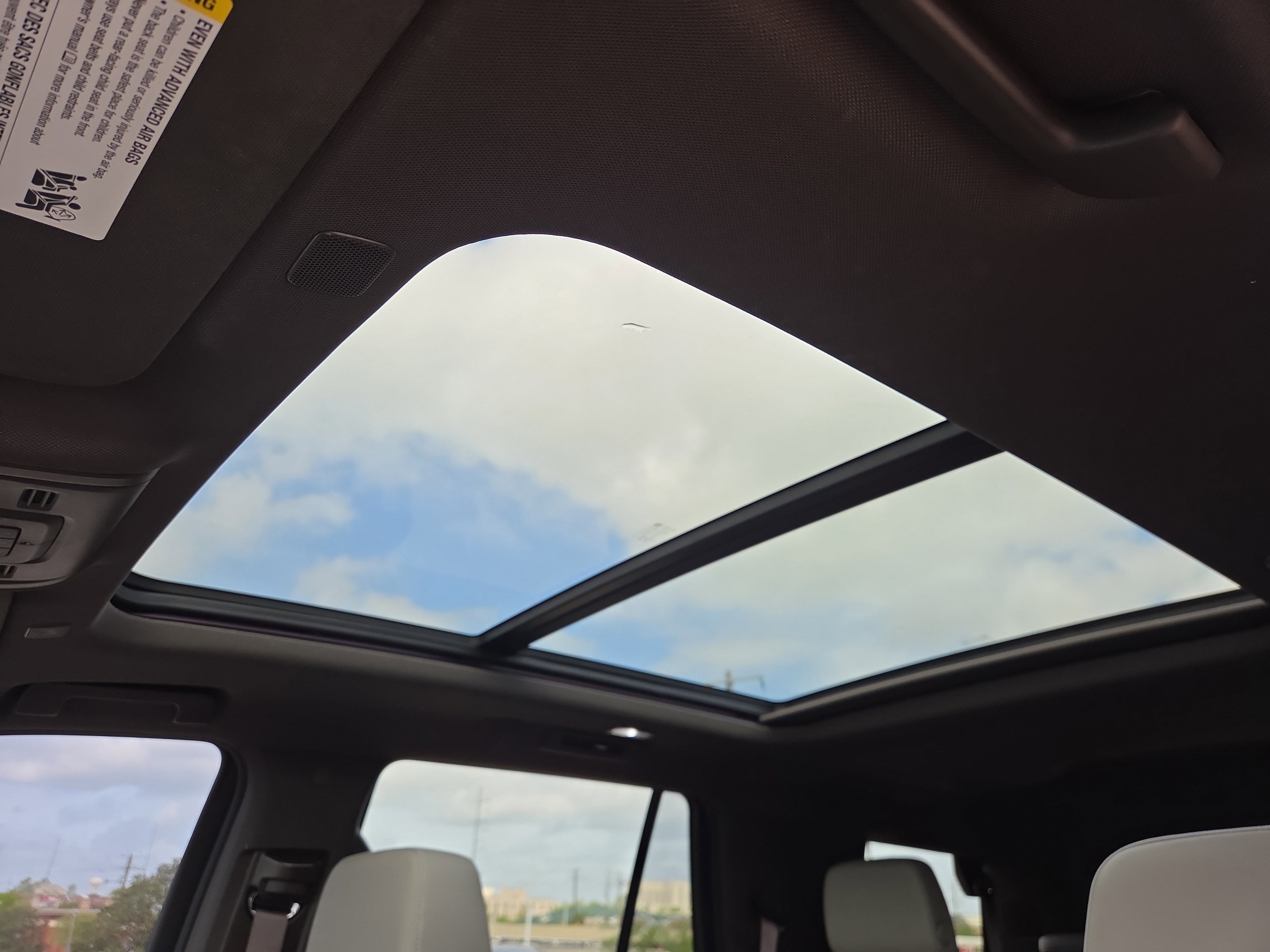 Used 2023 Chevrolet Tahoe Z71 image 30