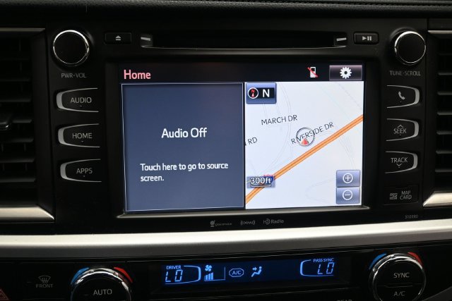 Used 2019 Toyota Highlander SE AWD/4WD image 11