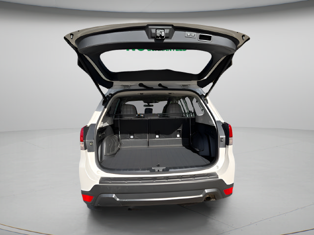 Used 2023 Subaru Forester Premium AWD/4WD image 24