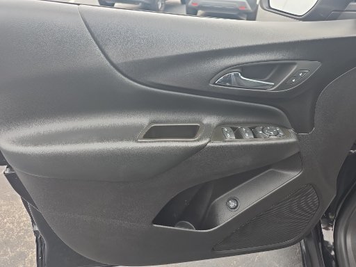 Used 2024 Chevrolet Equinox LT FWD image 11