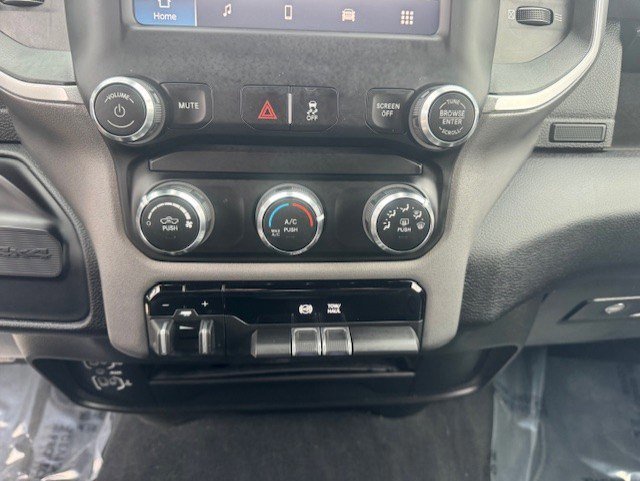 Used 2024 RAM 3500 Big Horn image 21