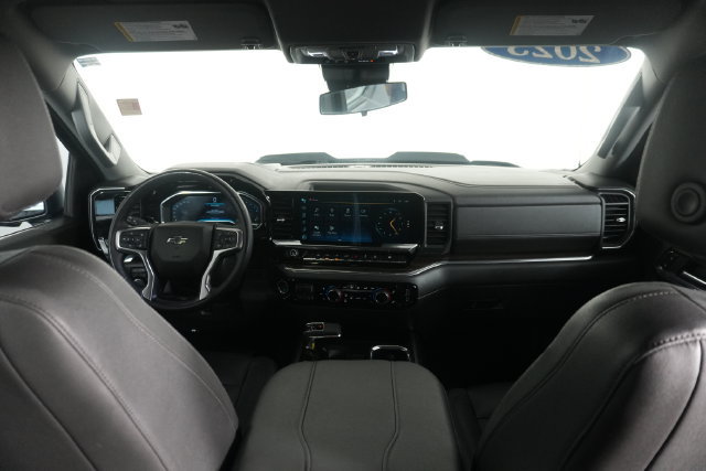 Used 2023 Chevrolet Silverado 1500 LT Trail Boss w/ LT Trail Boss Premium Package AWD/4WD image 27