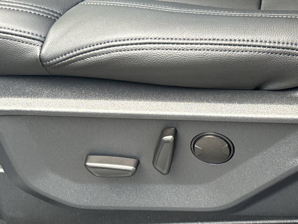 Certified 2025 Ford Expedition Active RWD image 28