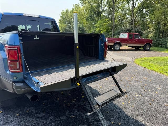Certified 2019 Ford F150 Raptor w/ Equipment Group 802A Luxury AWD/4WD image 24
