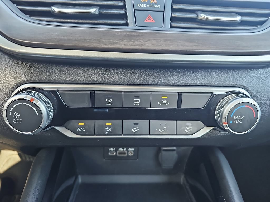 Used 2023 Nissan Altima 2.5 SV FWD image 21