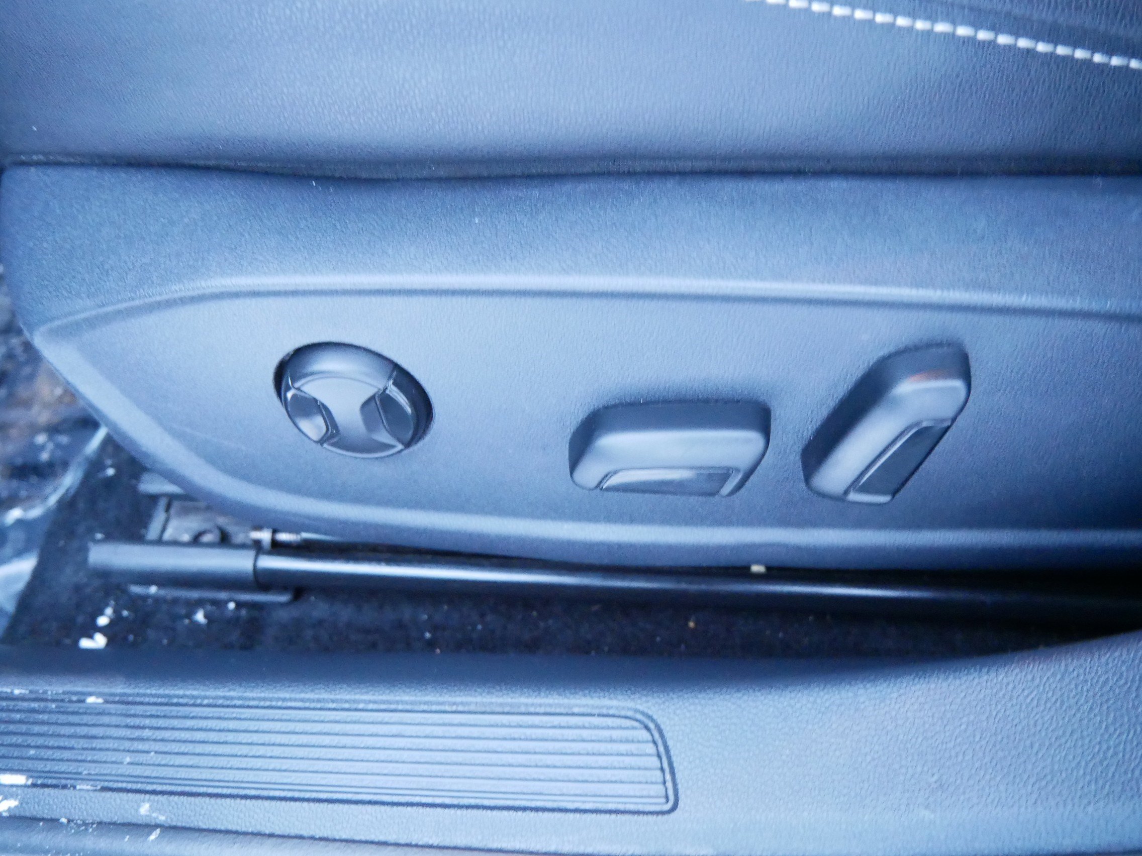 Used 2024 Volkswagen Jetta SE image 19