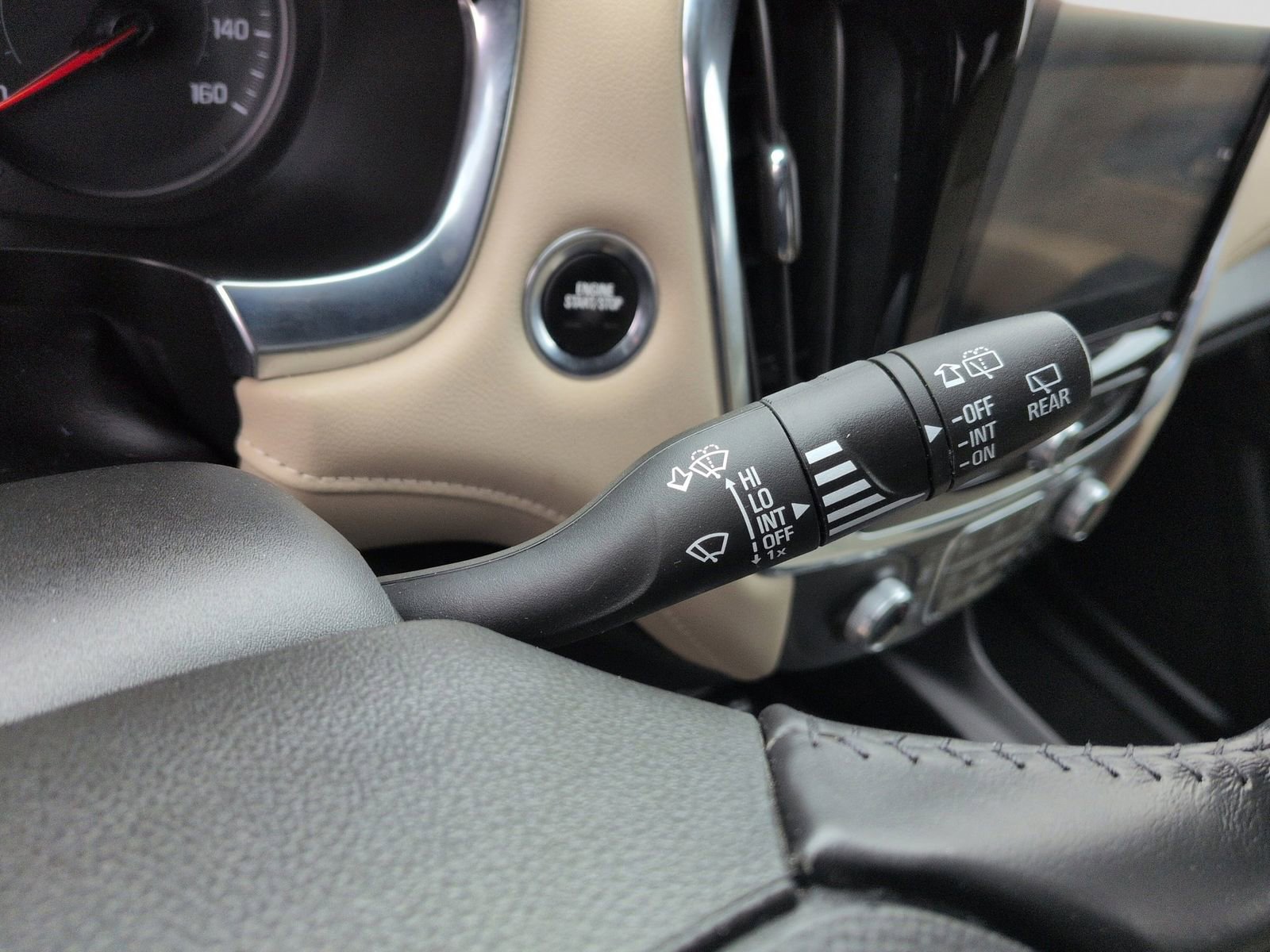 Used 2022 Chevrolet Traverse LT w/ LPO, Cargo Package image 29