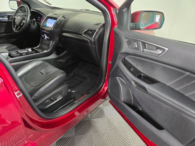 Certified 2019 Ford Edge ST w/ Equipment Group 401A AWD/4WD image 12