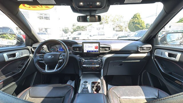 Certified 2023 Ford Explorer ST-Line w/ Class IV Trailer Tow Package AWD/4WD image 22