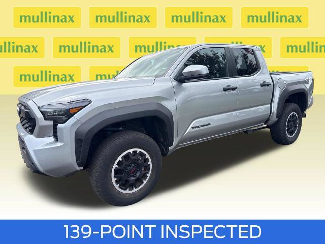 Used 2024 Toyota Tacoma TRD Off-Road AWD/4WD image 15