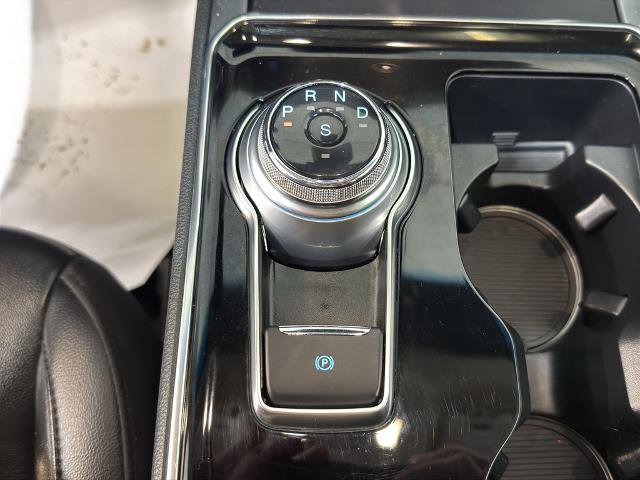 Certified 2020 Ford Edge Titanium FWD image 25