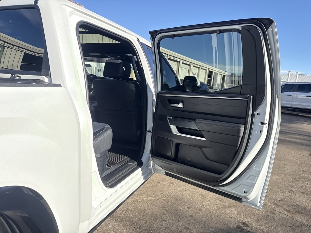 Used 2024 Toyota Tundra Platinum image 22