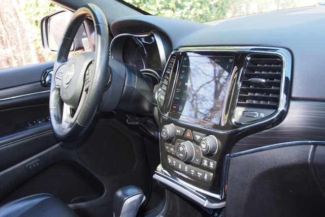 Used 2021 Jeep Grand Cherokee Limited w/ Quick Order Package 28K 80th image 10