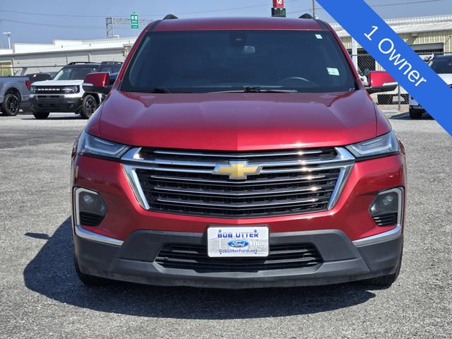 Used 2023 Chevrolet Traverse LT FWD image 2