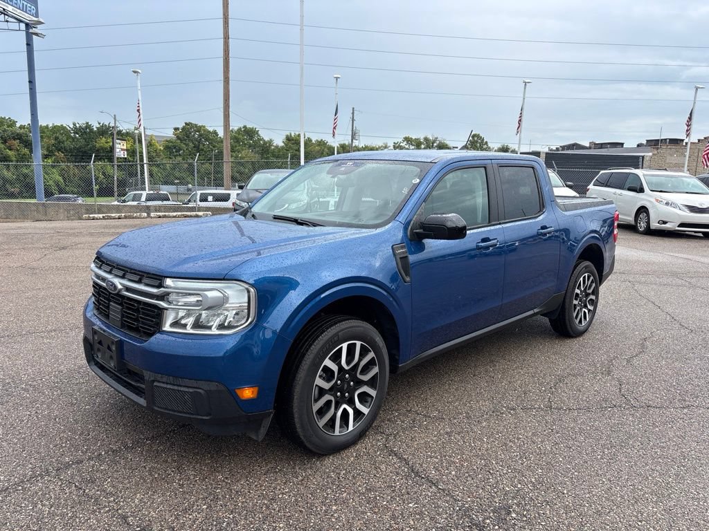 Certified 2024 Ford Maverick Lariat FWD image 3