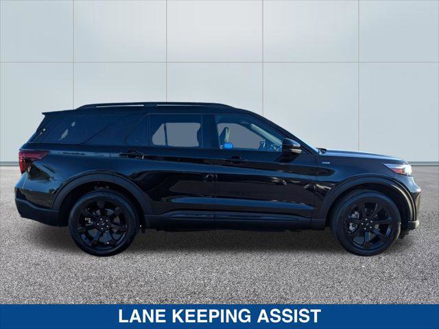 Certified 2023 Ford Explorer ST-Line w/ Class IV Trailer Tow Package image 2