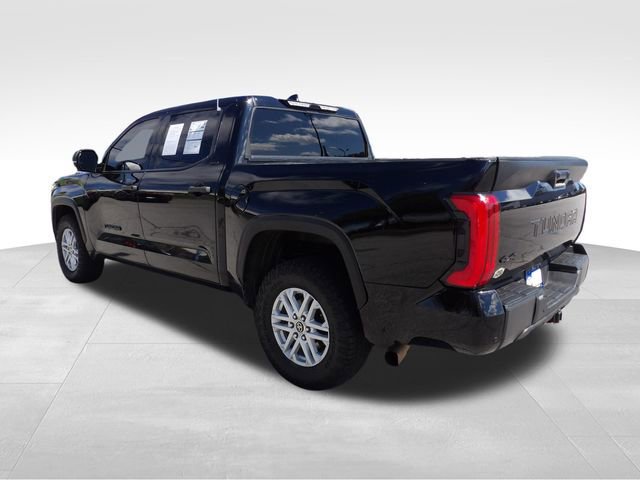 Used 2022 Toyota Tundra SR5 w/ SR5 Convenience Package AWD/4WD image 3