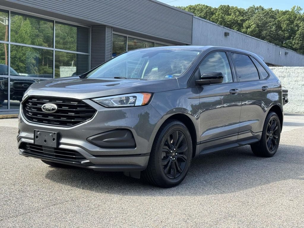 Certified 2024 Ford Edge SE w/ Black Appearance Package AWD/4WD image 25