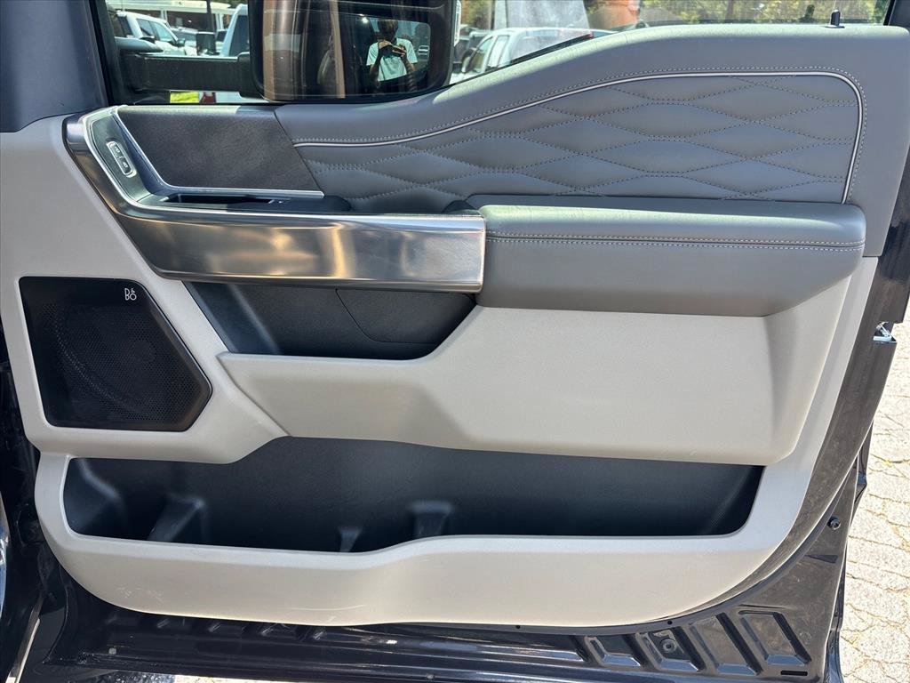 Certified 2025 Ford F250 Platinum w/ Platinum Plus Package AWD/4WD image 15
