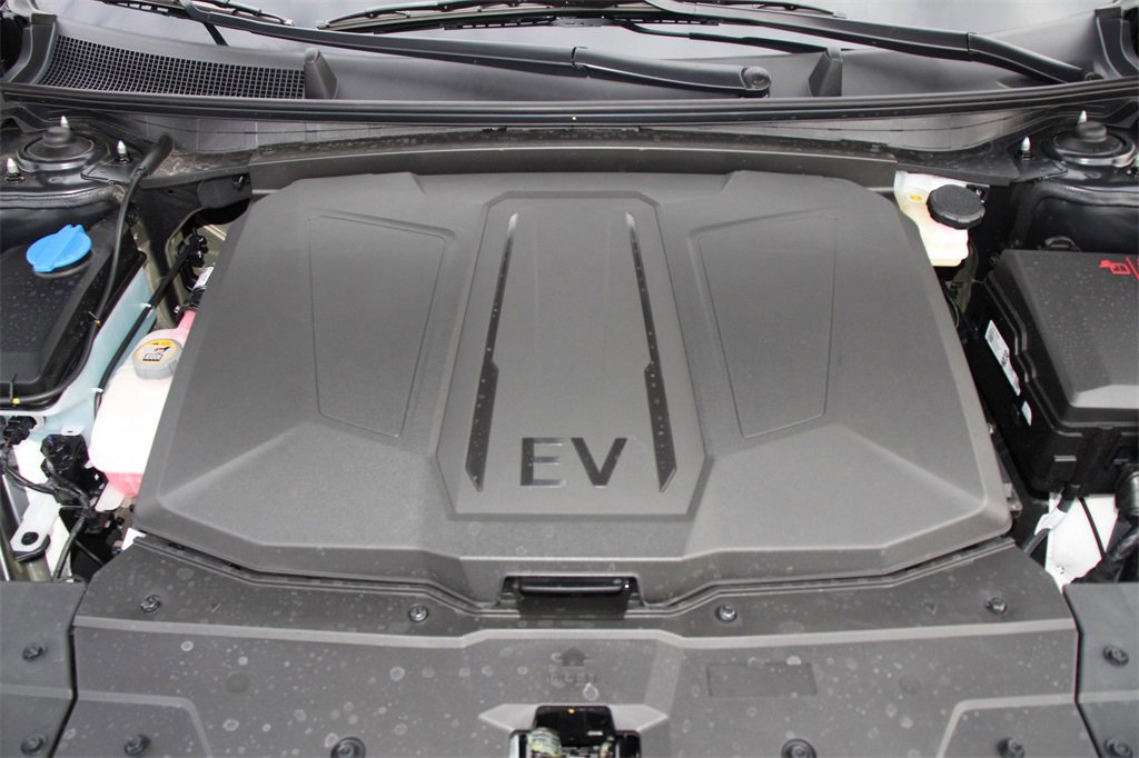 Used 2025 Hyundai Ioniq 5 SE image 30