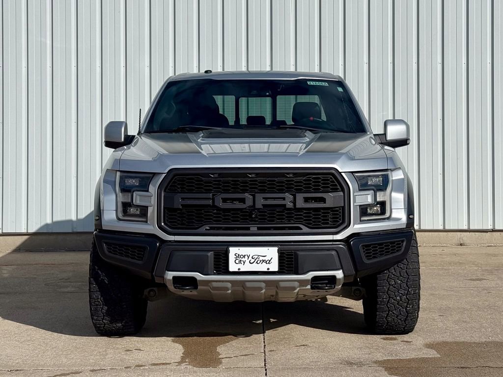 Certified 2018 Ford F150 Raptor w/ Equipment Group 802A Luxury image 8