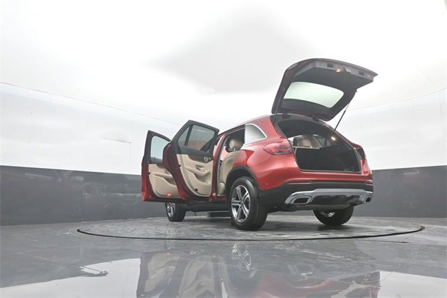 Used 2021 Mercedes-Benz GLC 300 GLC 300 w/ Multimedia Package image 38