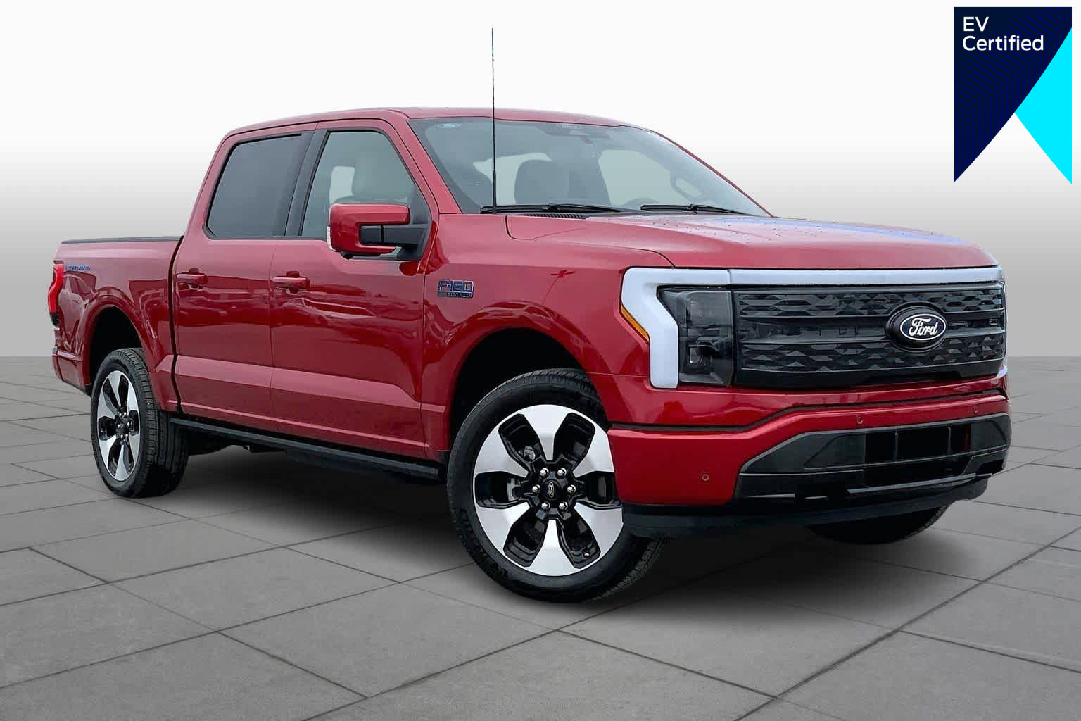 Certified 2025 Ford F150 Lightning Platinum image 1