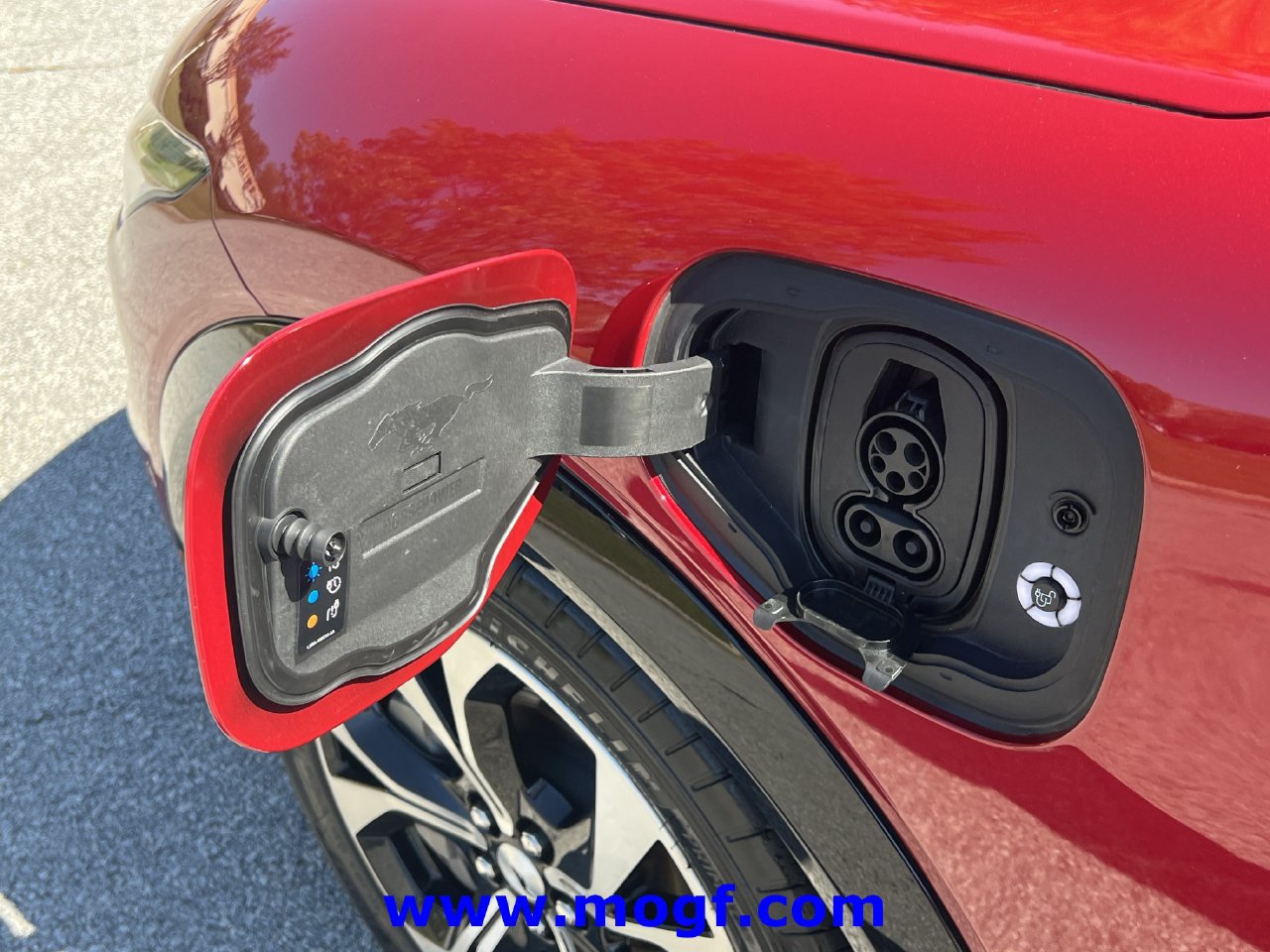 Certified 2023 Ford Mustang Mach-E Premium RWD image 31
