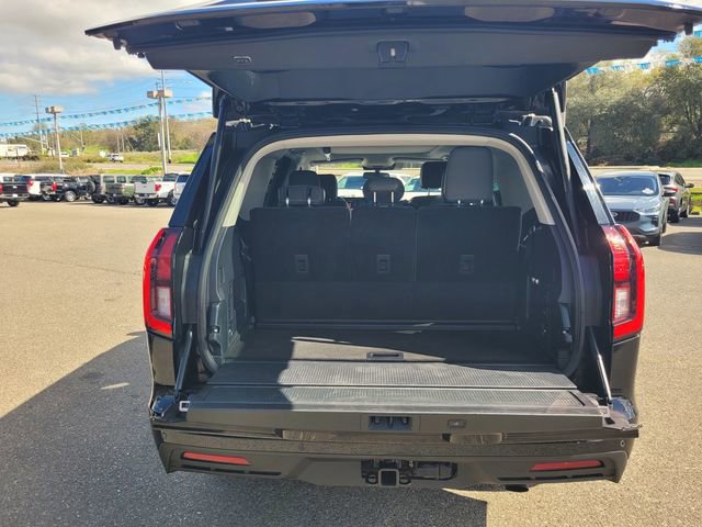 Certified 2025 Ford Expedition Active image 8