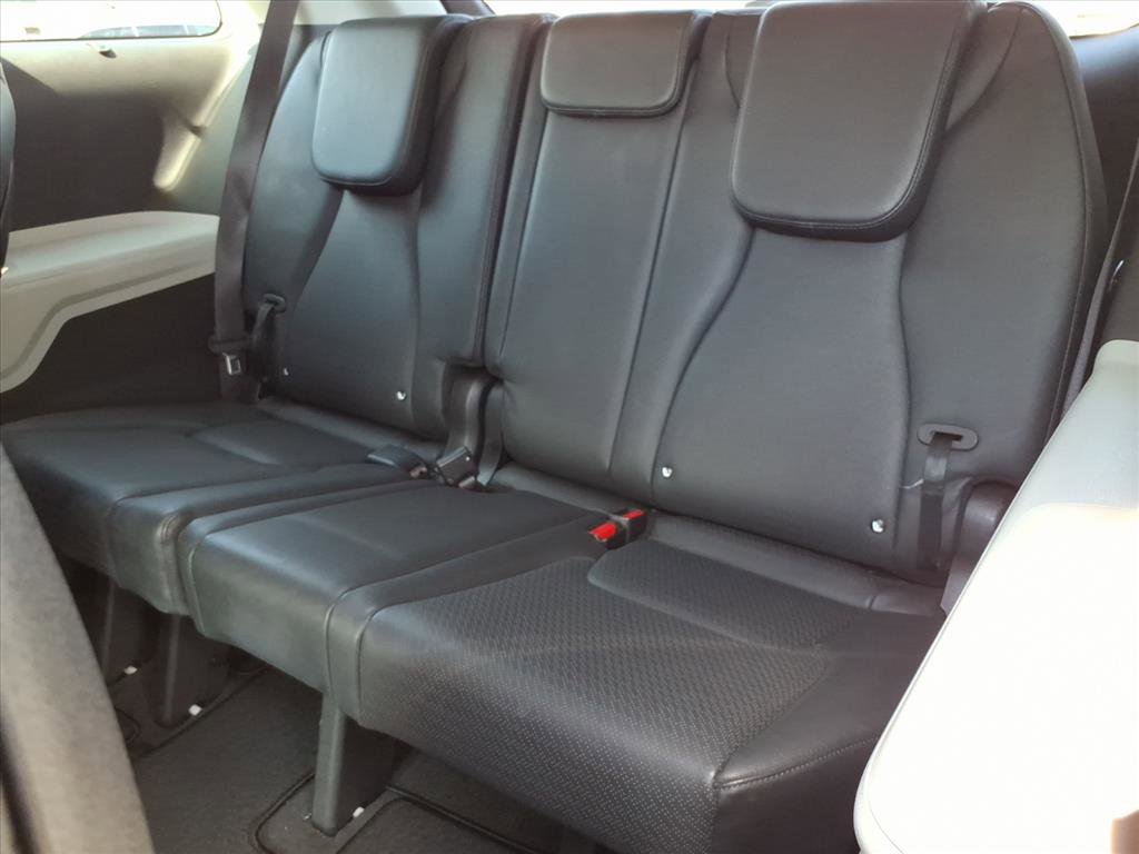 Used 2022 Kia Carnival SX Prestige image 21