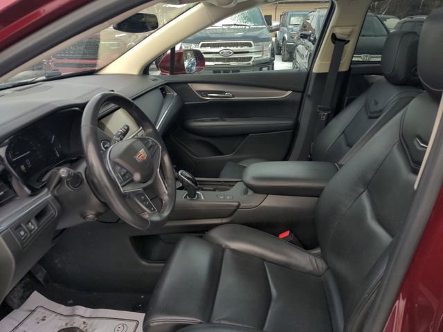 Used 2017 Cadillac XT5 Premium Luxury w/ LPO, Wheel Lock Package image 12