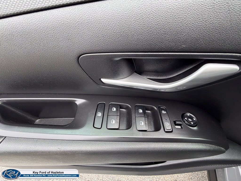 Used 2024 Hyundai Santa Cruz SE FWD image 22