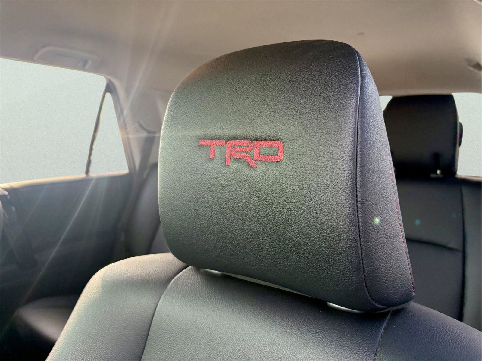 Used 2022 Toyota 4Runner TRD Off-Road Premium AWD/4WD image 15