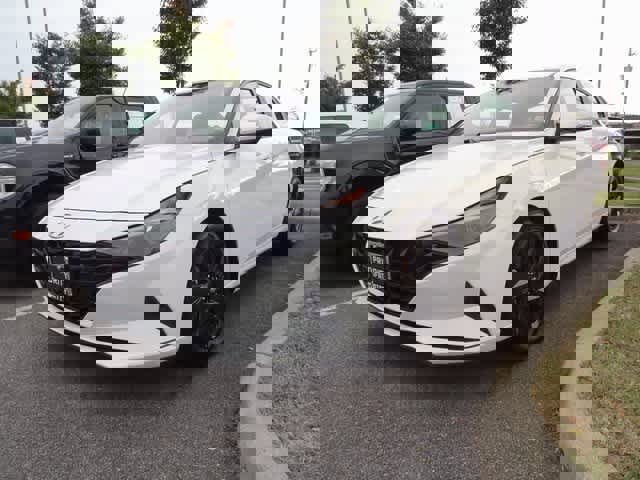 Used 2023 Hyundai Elantra SEL