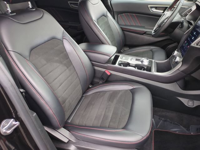 Certified 2024 Ford Edge ST-Line AWD/4WD image 32