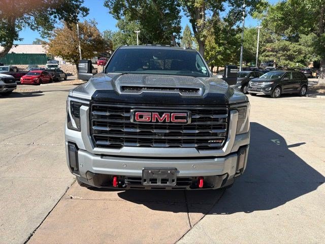 Used 2024 GMC Sierra 3500 AT4 w/ AT4 Premium Plus Package AWD/4WD image 10