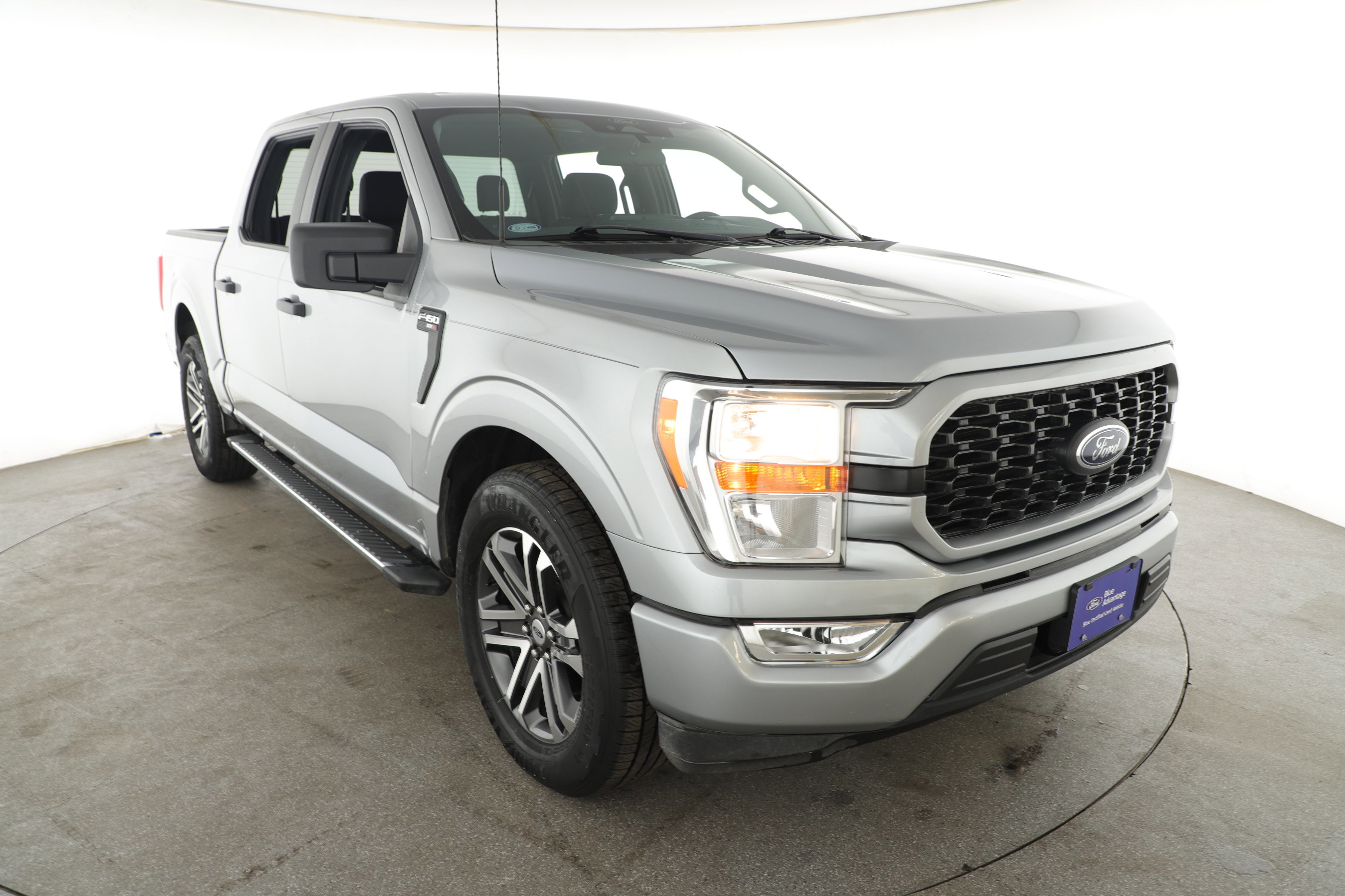 Certified 2022 Ford F150 XL w/ STX Appearance Package image 3