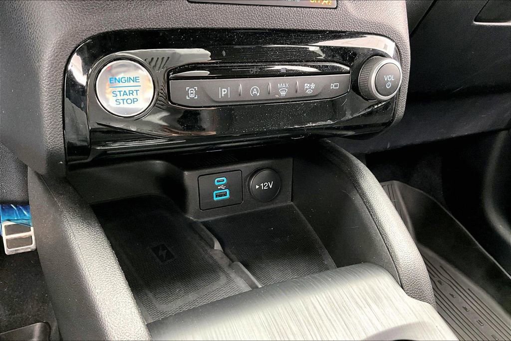 Certified 2023 Ford Escape ST-Line Elite image 32