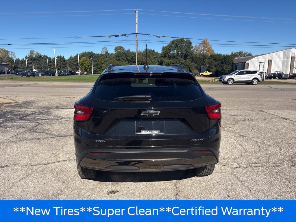 Used 2024 Chevrolet Trax ACTIV FWD image 32